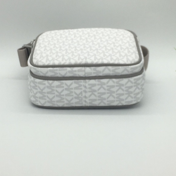 MICHAEL KORS MD FLIGHT CROSSBODY Bag BRIGHT WHITE - Picture 6 of 8